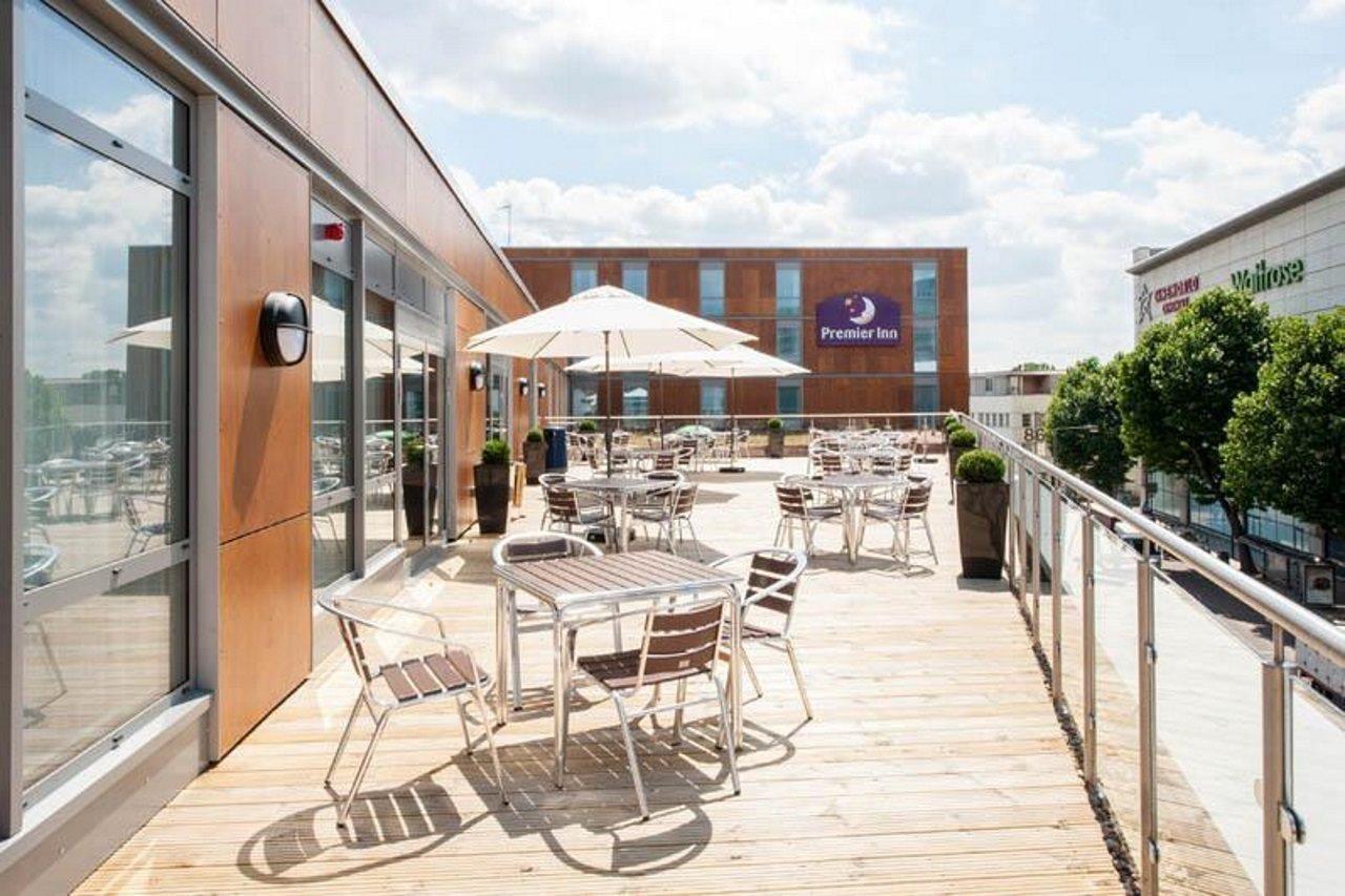 Premier Inn London Wandsworth Exterior foto